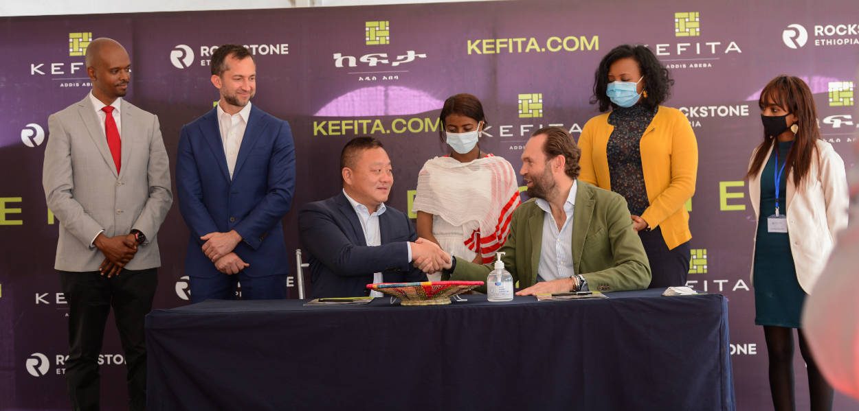 Signing of the Kefita construction contract with HuaHong Signing of the Kefita construction contract with HuaHong